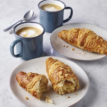 Millhouse almond Croissant