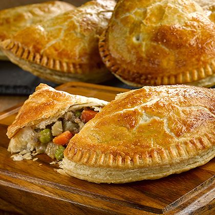Everyday Favourites 'D' Shaped Beef & Vegetable Unbaked