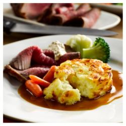 Everyday Favourites Potato & Cheese Gratin