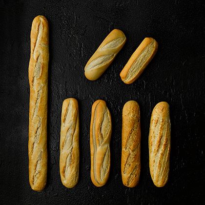 Everyday Favourites Part Baked Mini White Baguette 18cm