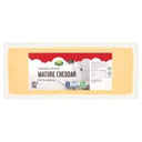 Arla Pro Scottish Mature Coloured Cheddar Cheese Red Tractor