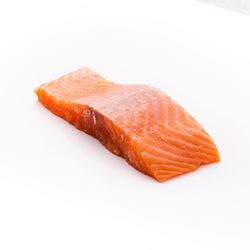 Medium Atlantic Salmon Portions Skinless & Boneless 140-170g