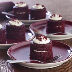 Handmade Cake Company Vegan Red Velvet Mini Cake