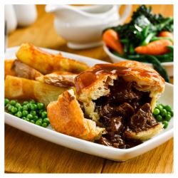 Everyday Favourites Steak Pie