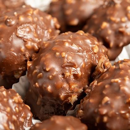 Misfits Plant-Based Caramel Popcorn Protein Bar