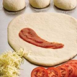Everyday Favourites Pizza Base Dough 9"-12"
