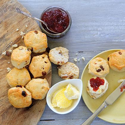 Mademoiselle Desserts  MINI FRUIT SCONES