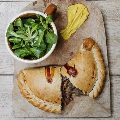 Phat HTG Traditional Cornish Pasty (Hand Crimped) (Case of 30)