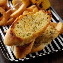 Everyday Favourites Garlic & Herb Slices