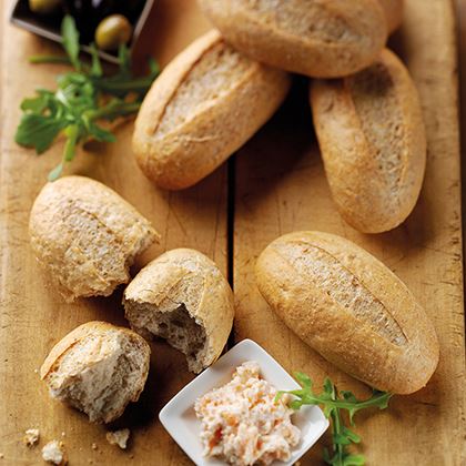 Everyday Favourites Part-Baked Bran Petit Pain 13cm